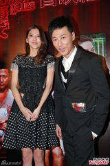 高清组图：吴千语叹没空庆生 与林峰情侣同台