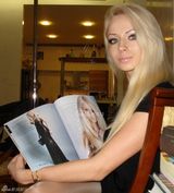 组图：乌克兰真人芭比瓦莱里娅300张美图集锦