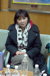 幻灯图：流行语霸占春晚四审 郭达黄宏节目反响平平