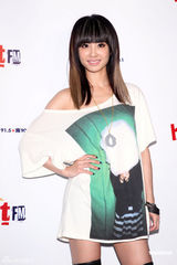 组图：蔡依林展现高难度手舞 扭转角度匪夷所思