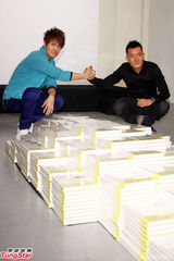 组图：吴克群捧场老板摄影展遭吐槽