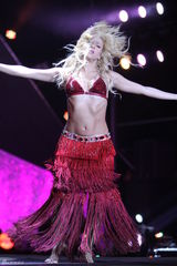 高清组图：江苏跨年热力上演 夏奇拉压轴秀中文