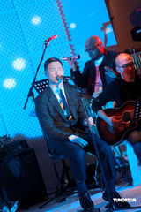 幻灯：张学友推全新大碟 因版税问题或将被无线封杀