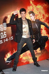 组图：王力宏暌违6年香港开唱避谈舒淇