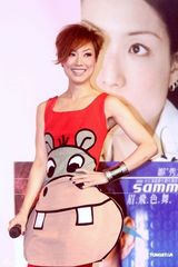 幻灯图集：郑秀文时隔六年重返台湾宣传福音专辑