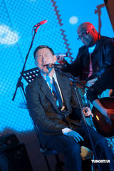 幻灯：张学友推全新大碟 因版税问题或将被无线封杀