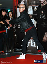 组图：张东健金素妍等众星助阵《咖啡》VIP首映