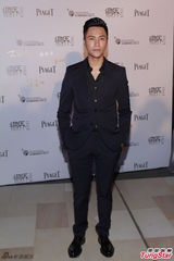 组图：《过界》陈坤为戏增肥 刘嘉玲大气包场