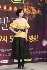 高清组图：韩星安在旭孙谭菲宣传新剧《光与影》