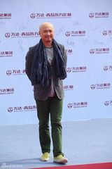 组图：莱昂纳多梁朝伟赵薇等齐聚青岛