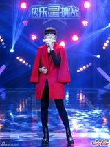 组图：谈莉娜挑战“麦克疯” 首轮被击败露尴尬