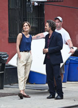 组图：凯拉-奈特利为新片拍摄浪漫吻戏