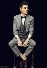 组图：孙坚写真变身时尚复古型男