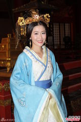 组图：林峰《卫子夫》杀青宴遭周丽淇催婚