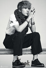 高清图：韩团B1A4黑白写真帅气惹眼魅力足