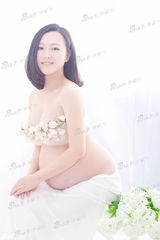 独家组图：潘长江女儿潘阳唯美孕照首曝光