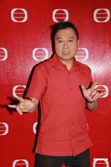 组图：汪明荃关菊英红配绿 罗兰胡枫刘以达同场