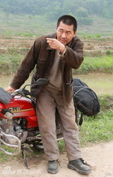 幻灯：《人山人海》转战重庆 陈建斌小陶虹意外受伤