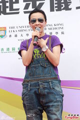 组图：刘嘉玲自称无所不谈 要感谢当年绑犯