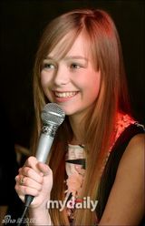 组图：小康妮韩国将开唱 萝莉长成大姑娘