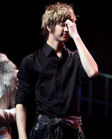 高清图：韩国人气男组合MBLAQ首次歌迷会