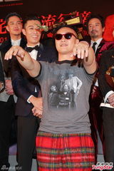 组图：陈奕迅第10次拿奖无趣 何韵诗力压容祖儿