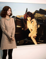 高清图：韩星韩艺瑟手机画报制作发表会