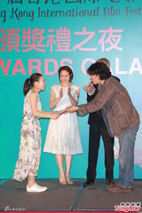 组图：人妻林嘉欣望复出拍戏 老公同意扮性感