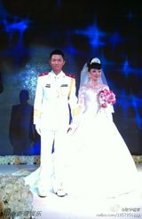 凤凰传奇曾毅婚礼现场曝光 江涛陈思思见证(图)