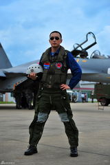 高清组图：电影《歼十出击》帅气男兵剧照