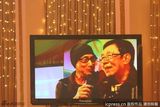 组图：胡枫提前庆祝80大寿 现场跳舞如老顽童