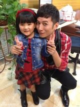 组图：谁是超级星爸潜力股？萌宝宝融化硬汉