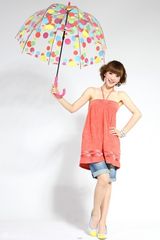 高清：柳岩甜美笑容新写真 岩语录揭秘感性另一面