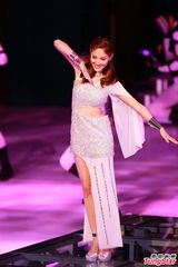 组图：本届港姐冠军陈凯琳比赛瞬间