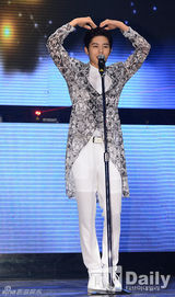 组图：帝国之子新专辑发布时隔2年整体回归