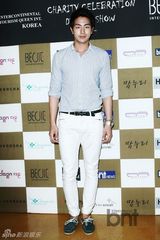 组图：梁乂升等出席国际旅游小姐选拔慈善晚宴