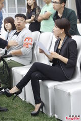 组图：马苏优雅帅性现身 海清容光焕发谢绝群访