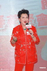 组图：薛家燕新节目受好评 欧阳靖自曝将做父亲