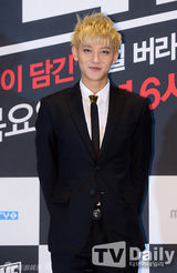 组图：EXO打造真人秀节目 帅气亮相卖萌耍宝