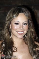 高清组图：玛丽亚-凯莉娇艳亮相