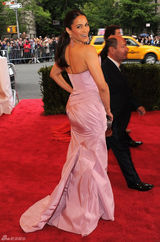 高清组图：《碟中谍4》女星宝拉-巴顿性感亮相