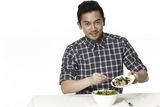 高清组图：苏有朋高价代言 拍摄广告主打绿色生活