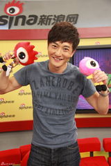 组图：《龙门镖局》宁财神袁咏仪等做客新浪