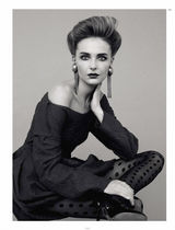 组图：俄罗斯超模斯妮佳娜-奥诺普卡优雅登封面