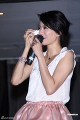 组图：梁咏琪筹备台湾个唱希望明年能生龙凤胎