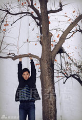 高清：韩栋酷劲写真登《风度》 冷色调时尚引领主流