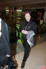 组图：演唱会之父张耀荣出殡 郭富城陪同全程