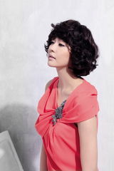 高清组图：成宥利夏装写真曼妙优雅