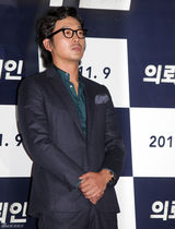 高清组图：张赫河正宇等出席新片《委托人》试映会