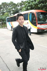 组图：陈僖仪遗体火化 亲朋好友送别